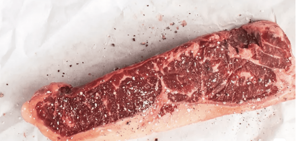 selecting-cooking-strip-steak