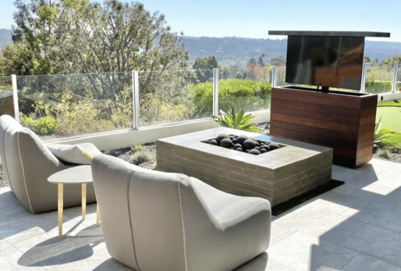 ultimate-outdoor-tv-experience