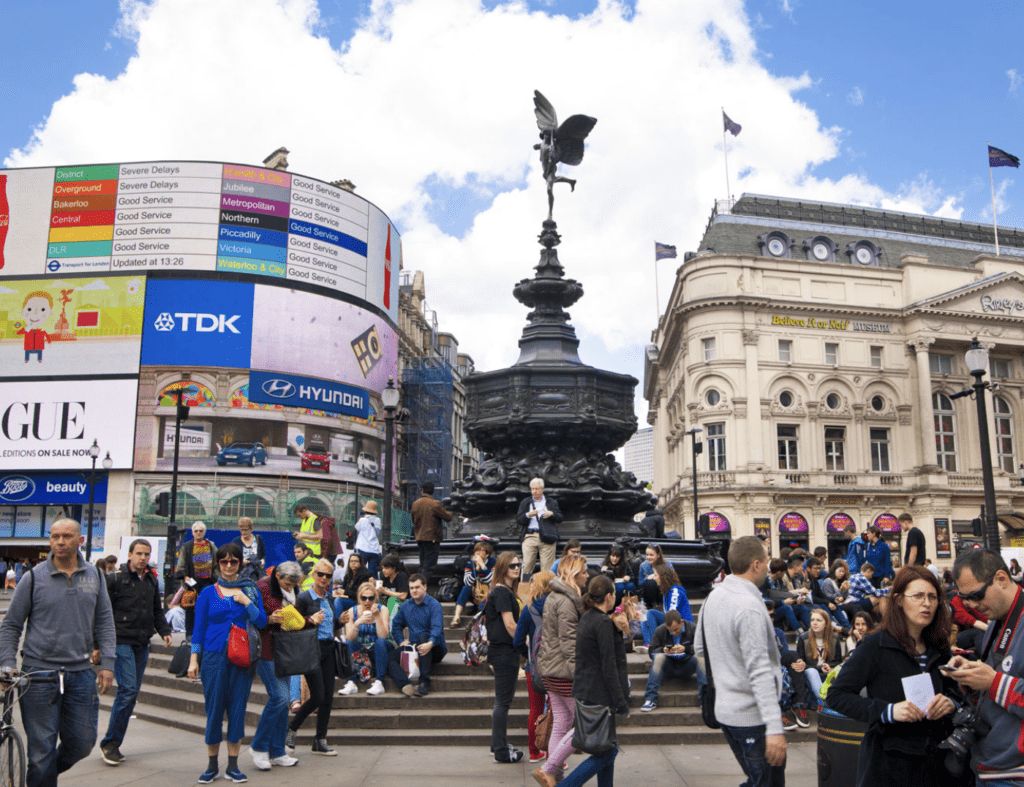 Piccadilly-Circus-Abbey