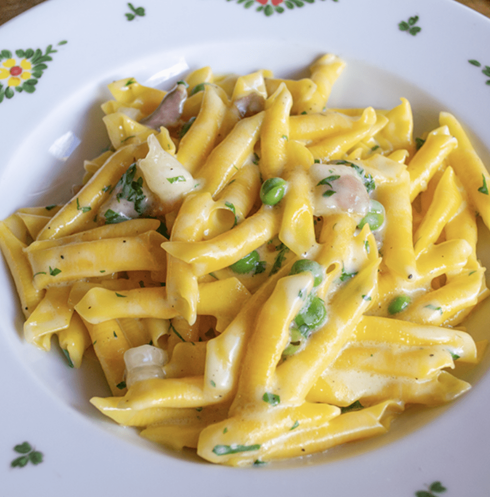 Garganelli Con Prosciutto Panna e Rucola