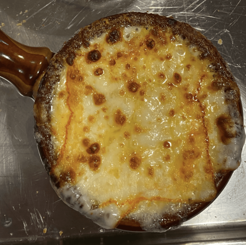 French-Onion-Soup-Gratinee-Recipe