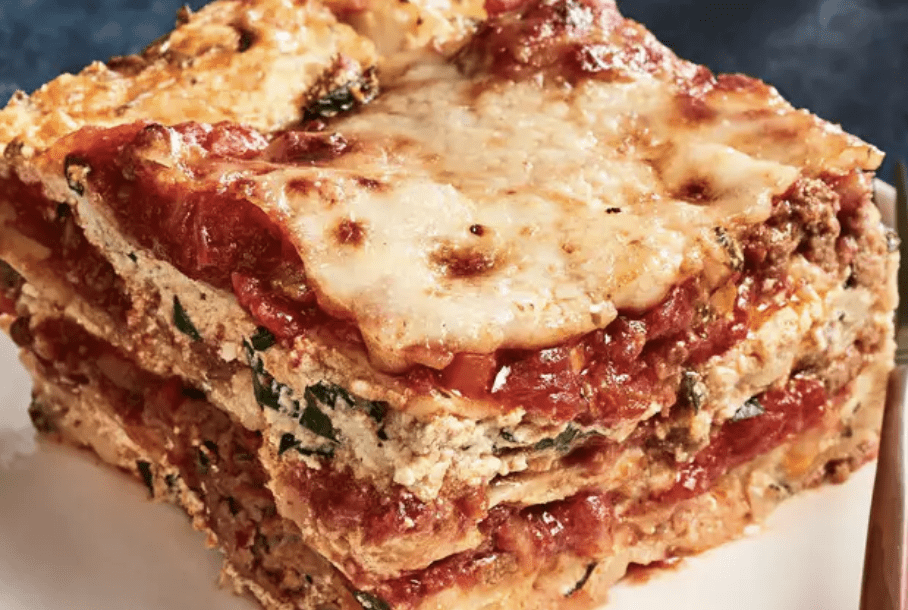 Hearty-Supper-Bowl-Snacks-Lasagna-with-Meat-SauceRecipe