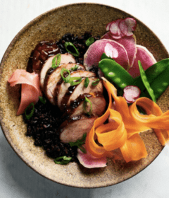 hoisin-glazed-pork-bowl-with-vegetables