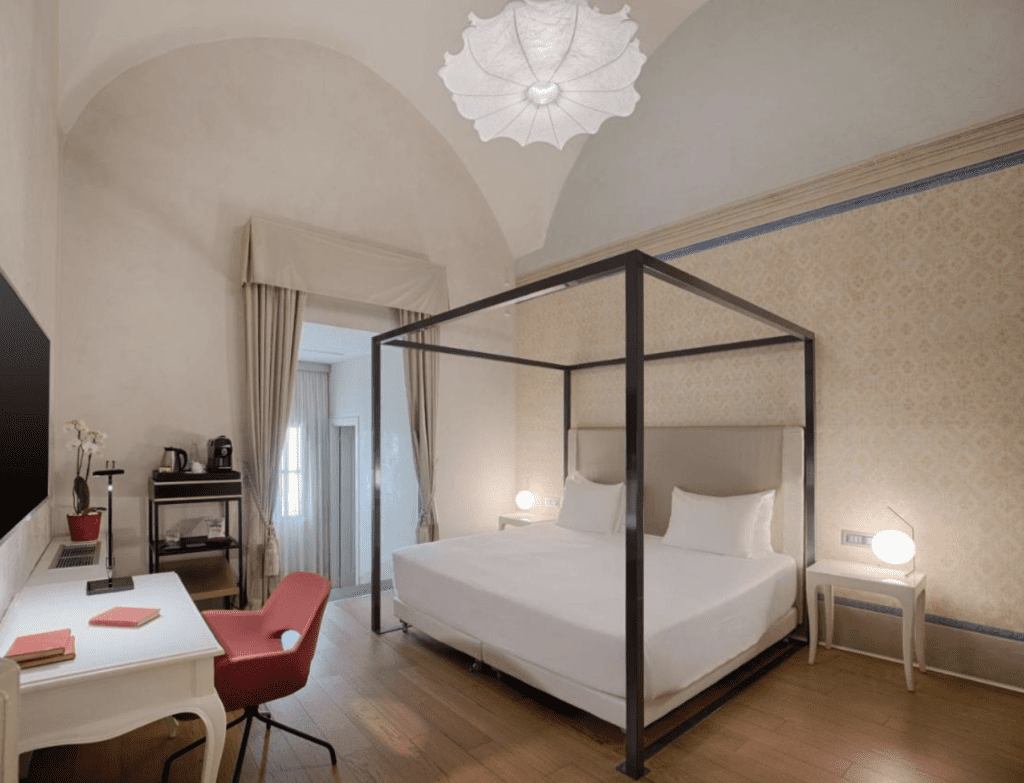 Best-Hotels-In-Florence-Italy
