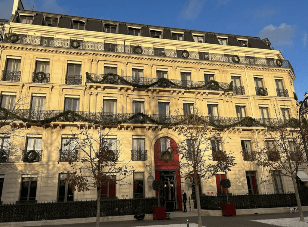 Image-of-La-Réserve-Paris-Hotel-and-Spa