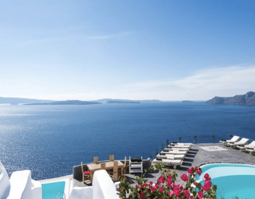 the-best-hotels-in-santorini-Andronis-Boutique-Hotel
