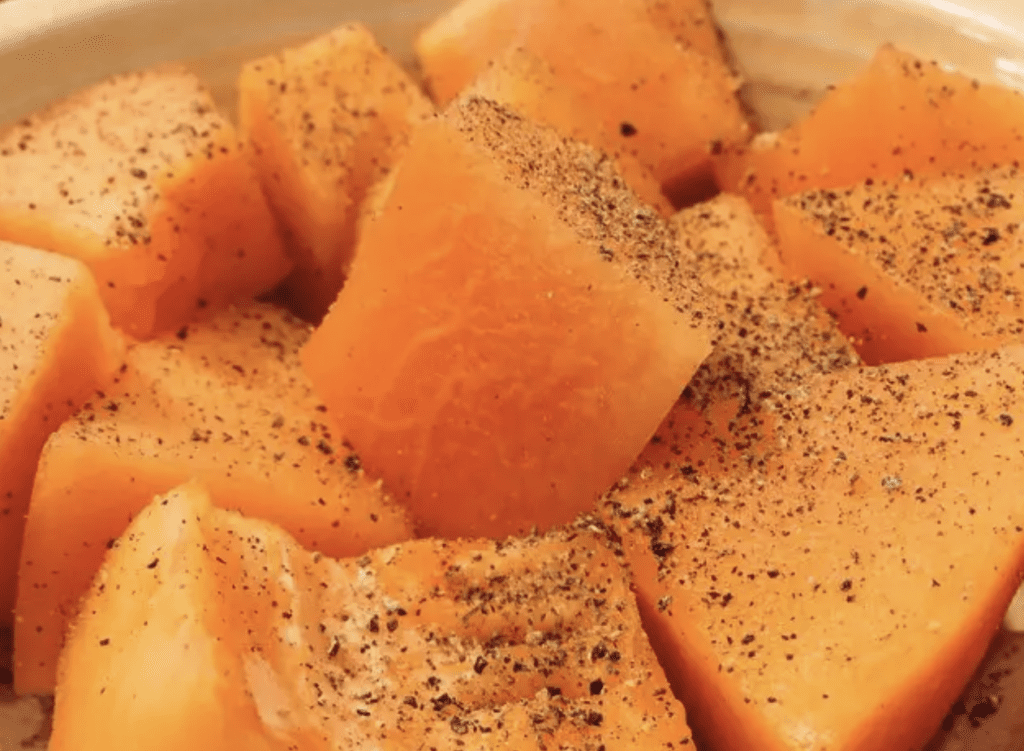 Image-of-Cantaloupe-With-Black-Pepper-in-the-South