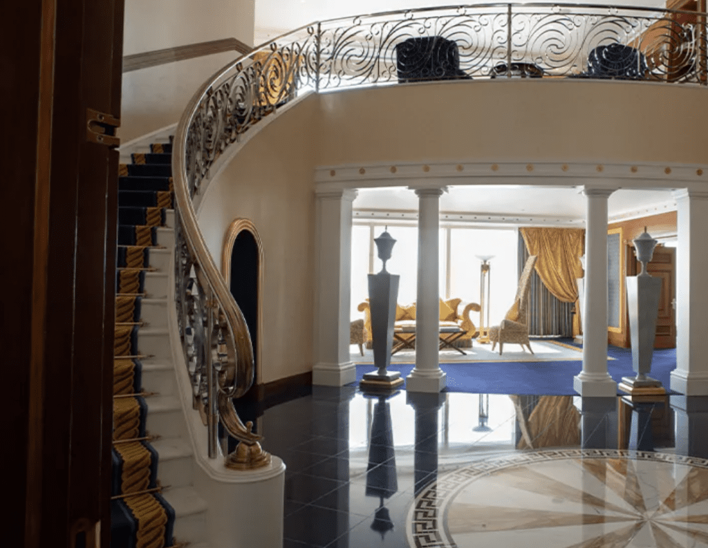 Greatest Luxury Hotel Suites Presidential Suite, Burj Al Arab Jumeirah, Dubai