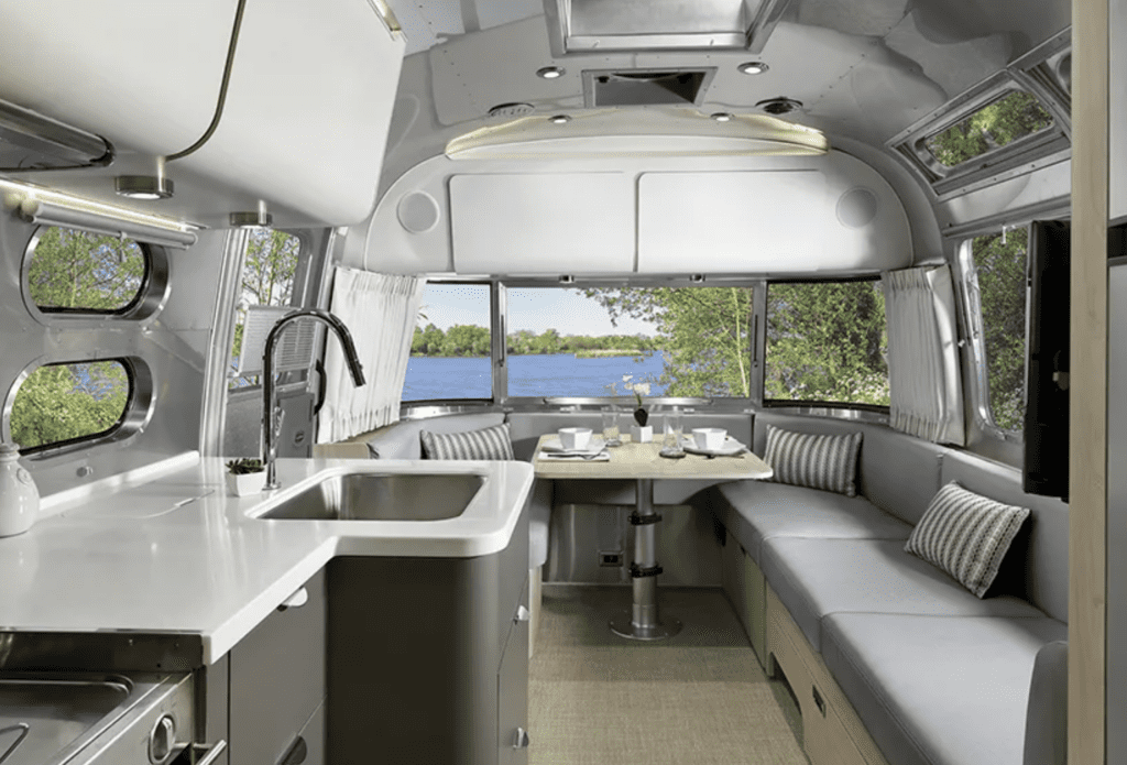 Interior-of-the-Tripping-Airstream-Globetrotter