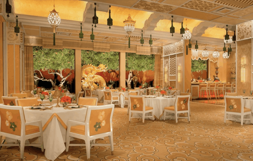 image-of-fine-dining-wing-lei