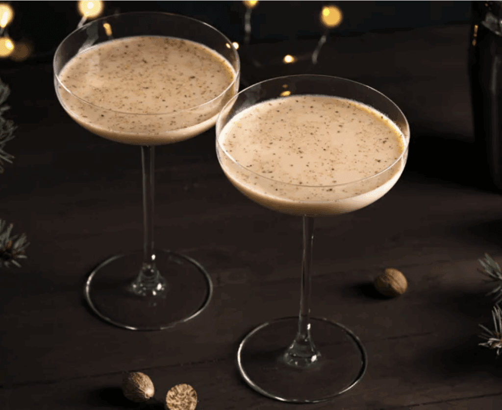 best-holiday-cocktails-Brandy-Alexander