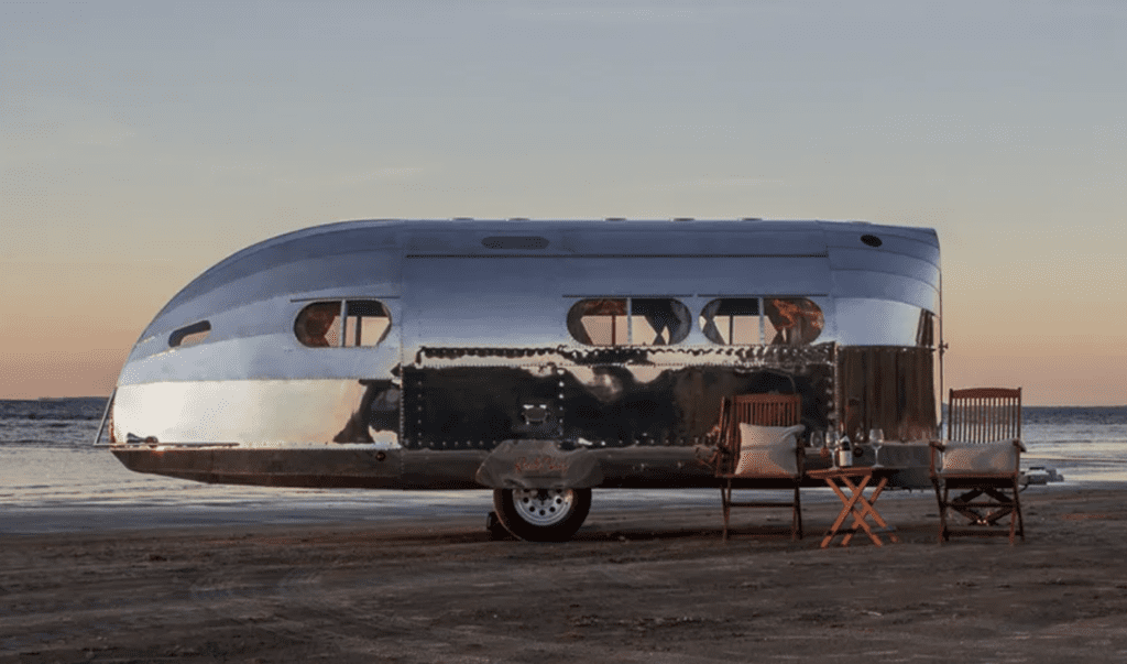 exterior-image-of-Bowlus-Endless-Highways-Performance-Edition