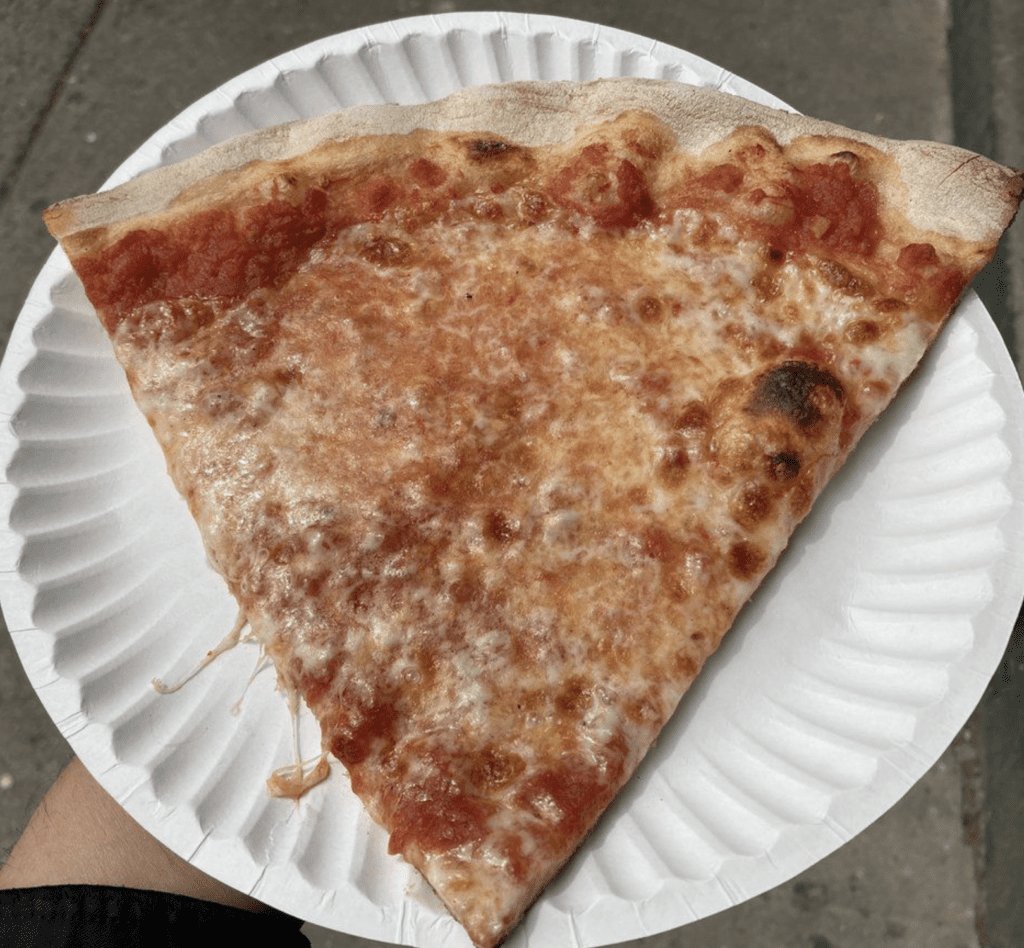 oldest-pizza-shops-in-america-Patsy's-Pizzeria-New-York
