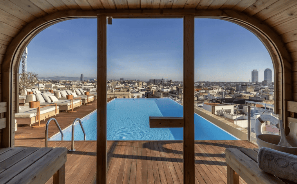 best-luxury-hotels-in-barcelona-grand-hotel-central