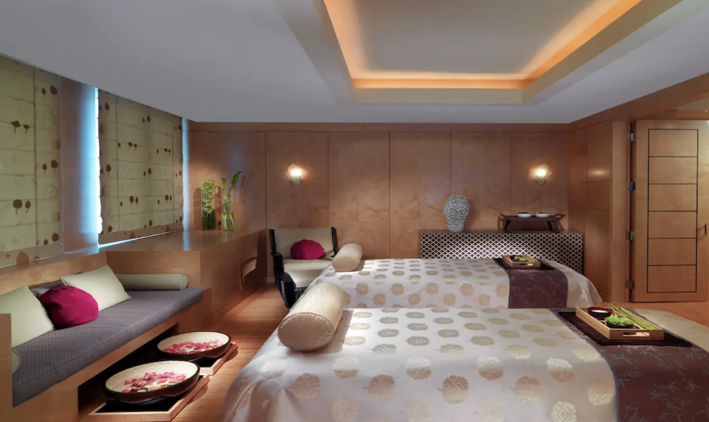 Best-Luxury-Hotels-in-Boston-Mandarin-Oriental-Boston